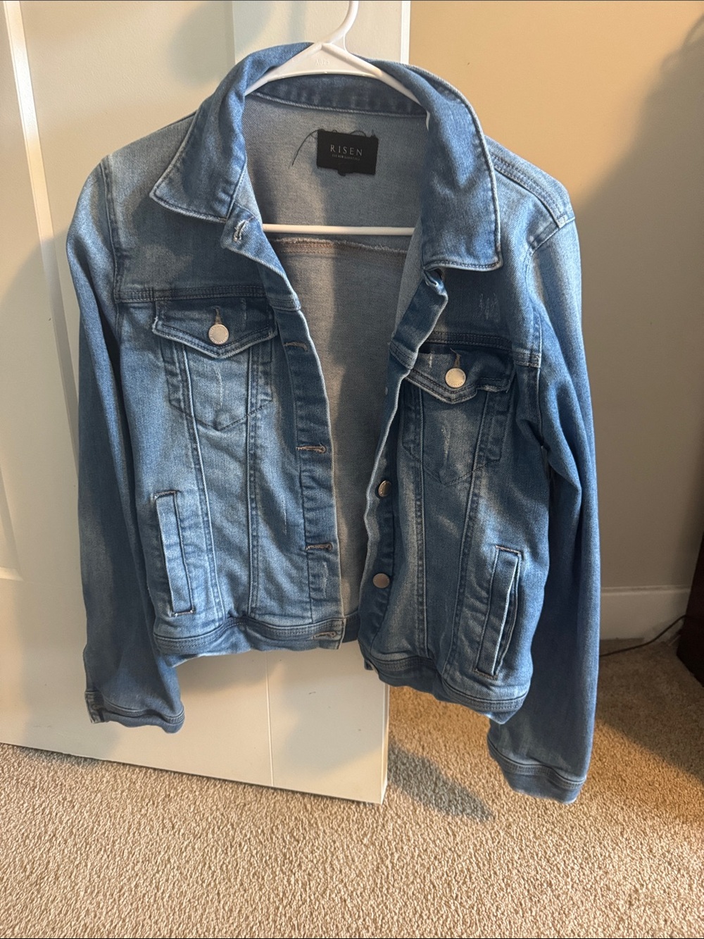 Light Wash Denim Jacket - Casual Classic
